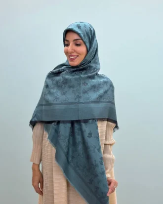روسری نخ ابریشم ژاکارد قواره ۱۴۰ دور ریش سبزابی