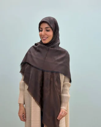 روسری نخ ابریشم ژاکارد قواره ۱۴۰ دور ریش قهوه ای